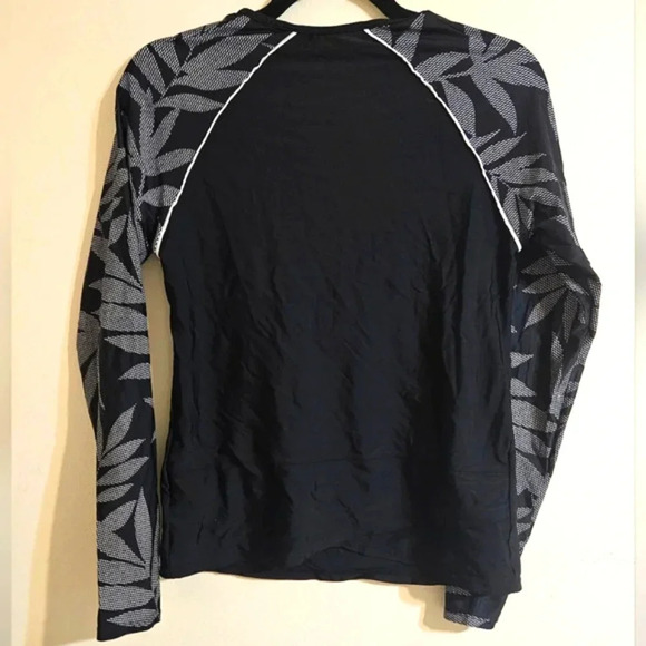 Eco Beach Rash Guard Swim Top - Picture 5 of 5